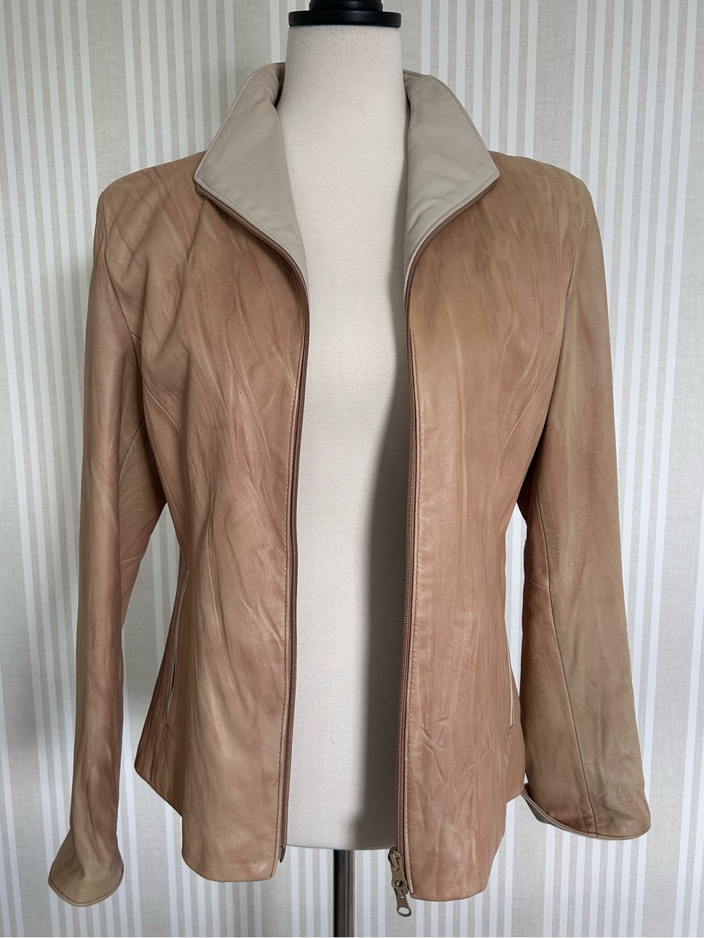 Vtg Vera Pelle Made in Italy Leather Stylish Tan Jacket Size M (Italian size 44)